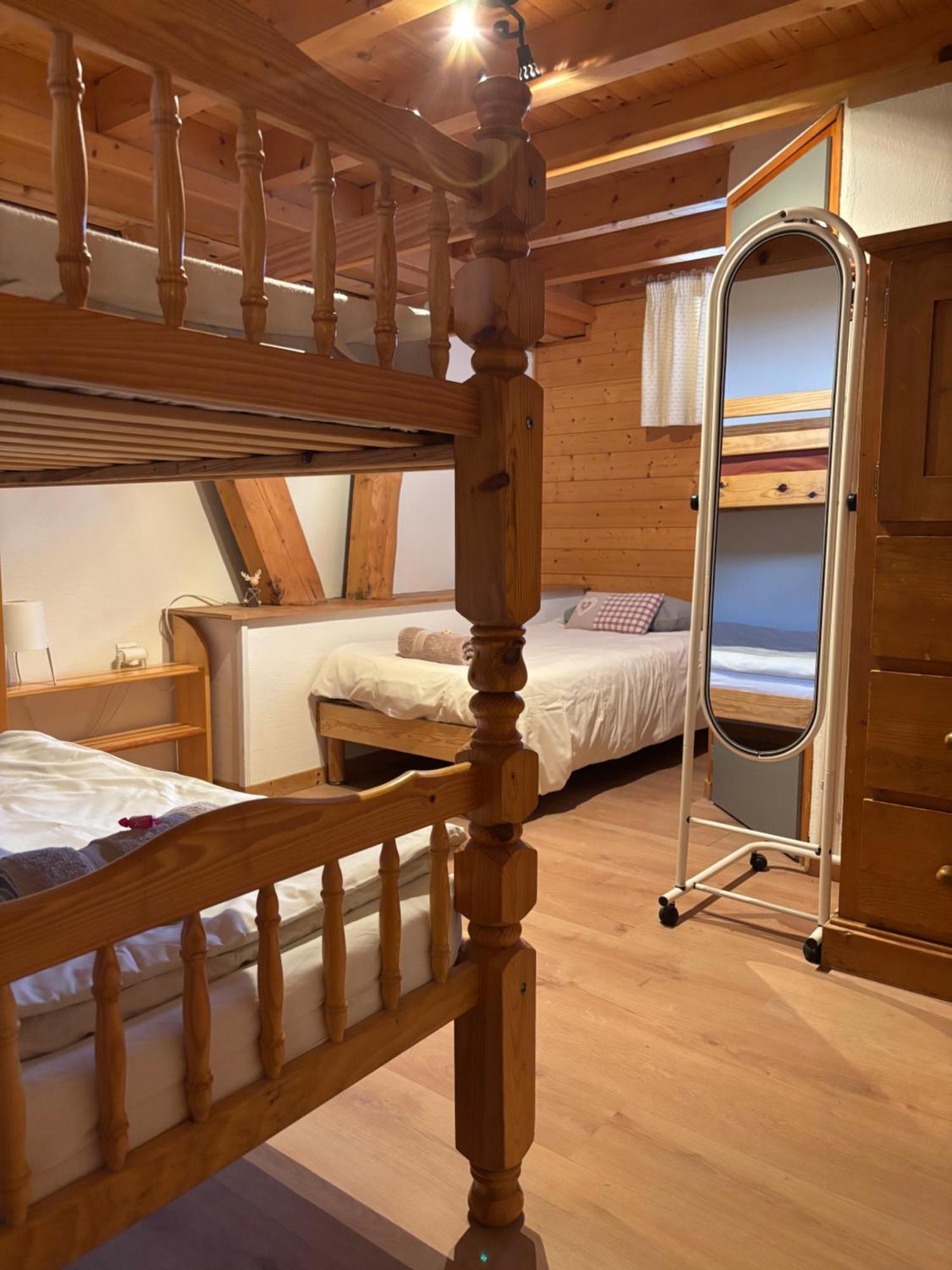 Central Hostel Châtel Dış mekan fotoğraf