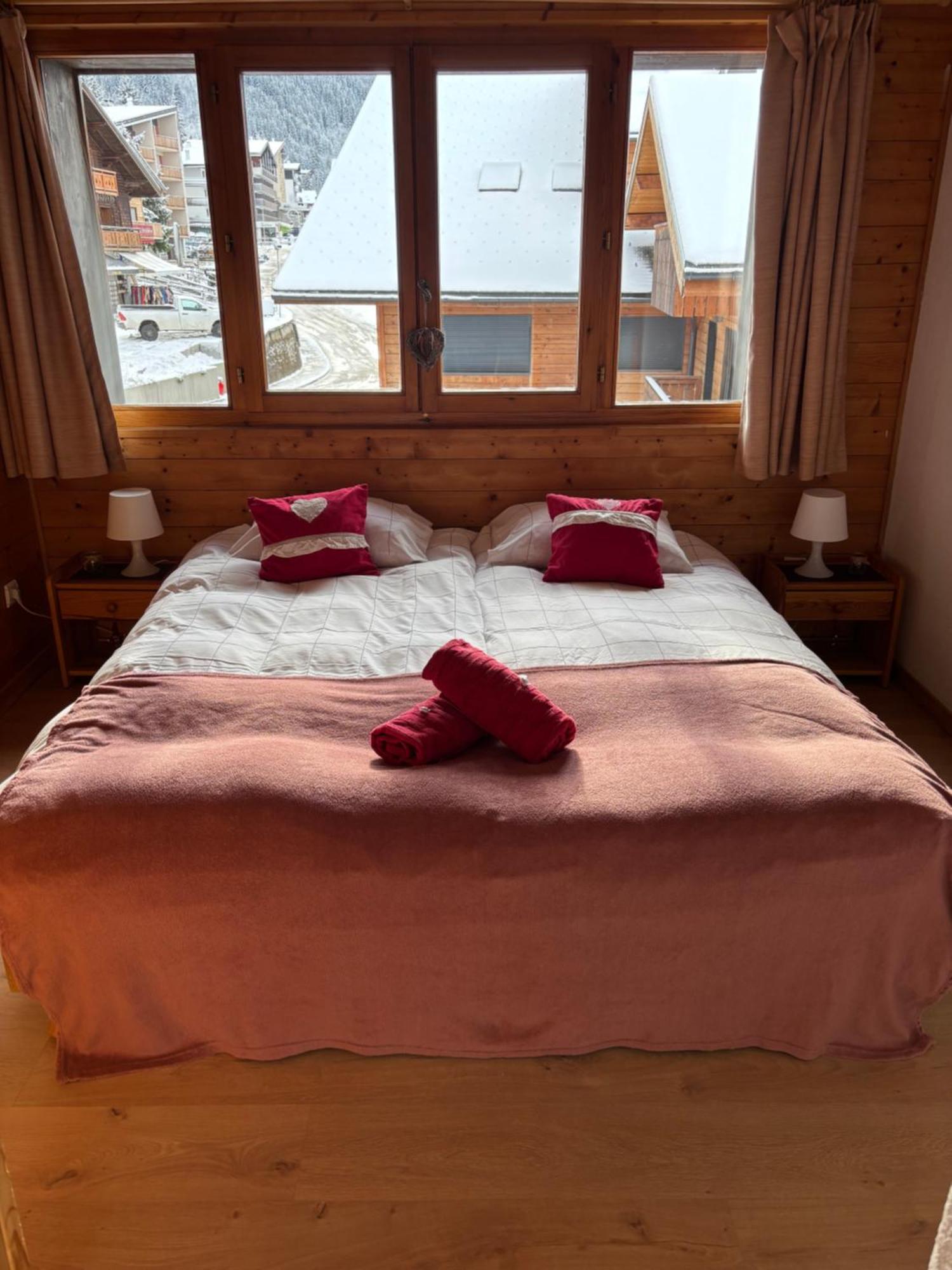 Central Hostel Châtel Dış mekan fotoğraf